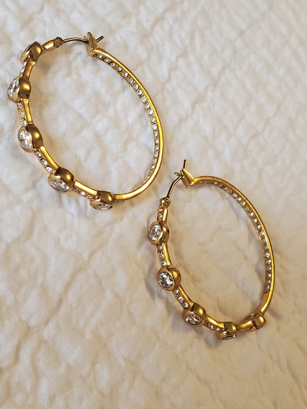 Vintage Juicy Couture Bling Hoop Drop Earrings. Gold Tone Crystal Hoops